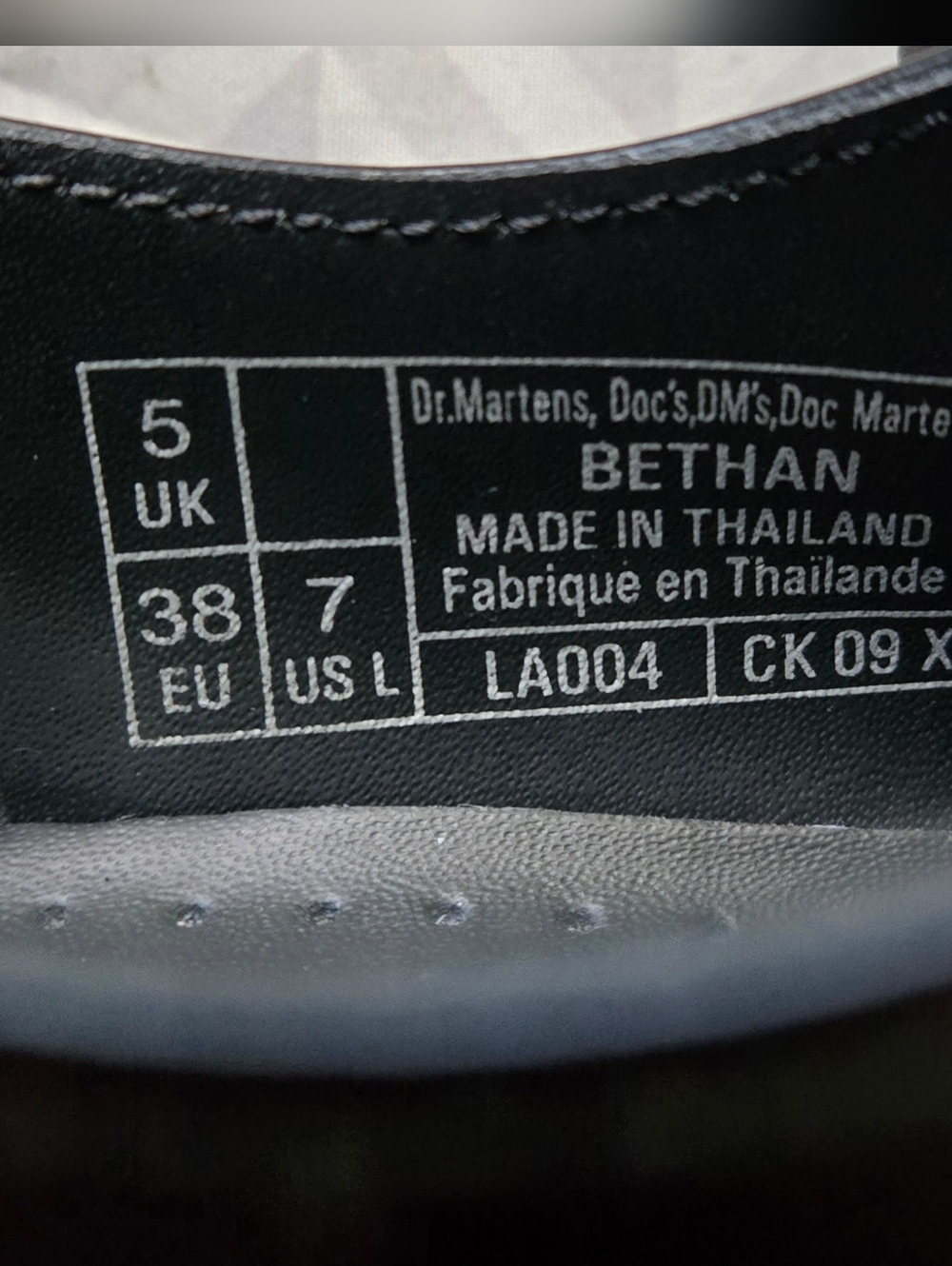 SOLD!! SOLD!! r. Martens Bethan Polished Smooth Leather Platform Mary Janes - Picture 11 of 11